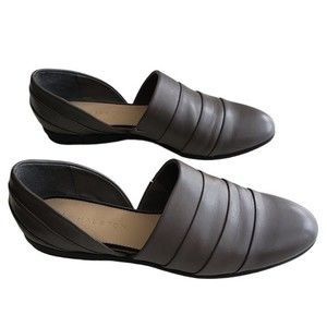 H By Halston Elisa 7.5 Gray Leather Flat Slip On Shoe